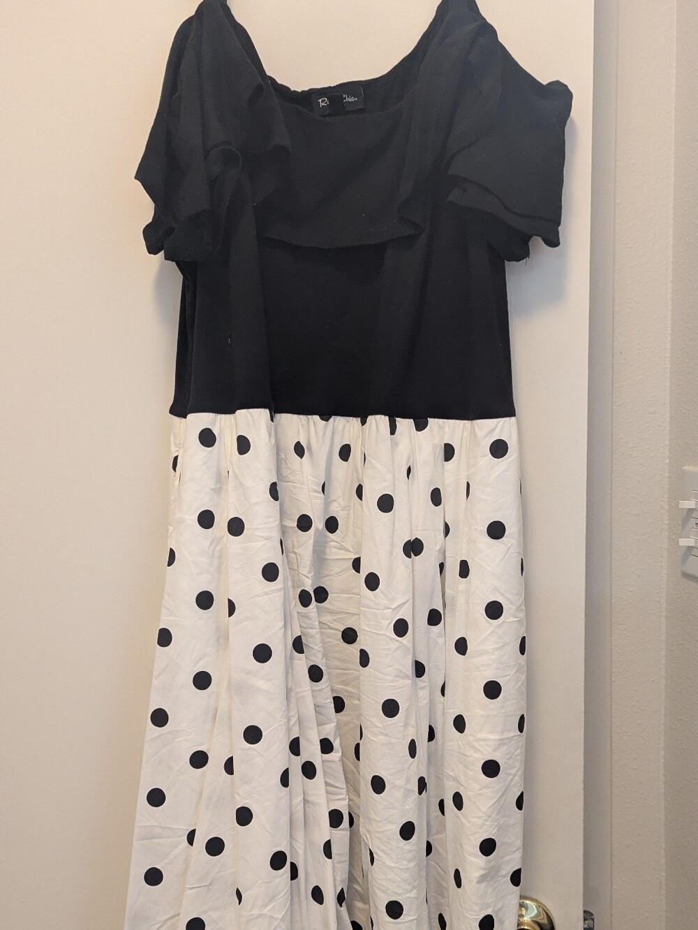 Retro Chic Off-Shoulder Dress